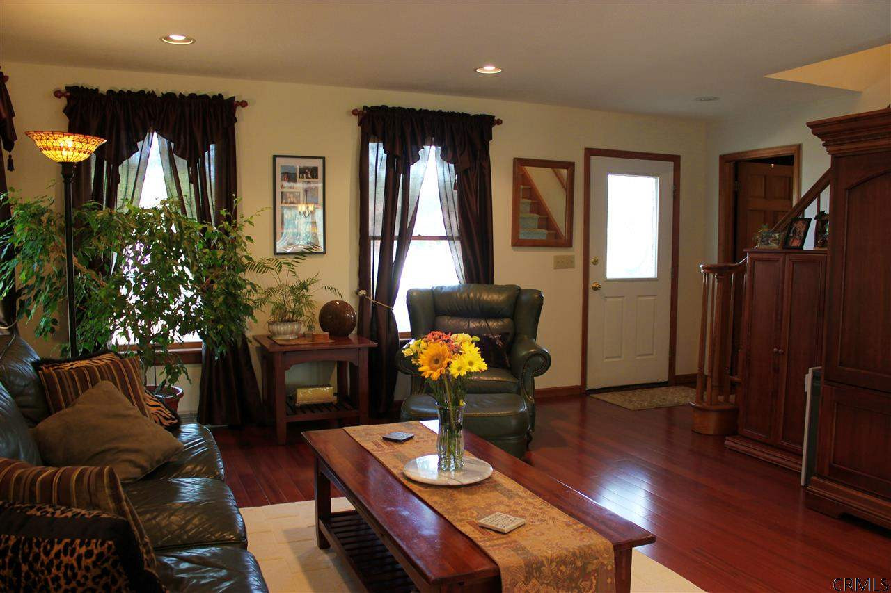 51 Smoke Ridge Road Queensbury, NY 12804 - Photo 20 of 21 Open floor plan