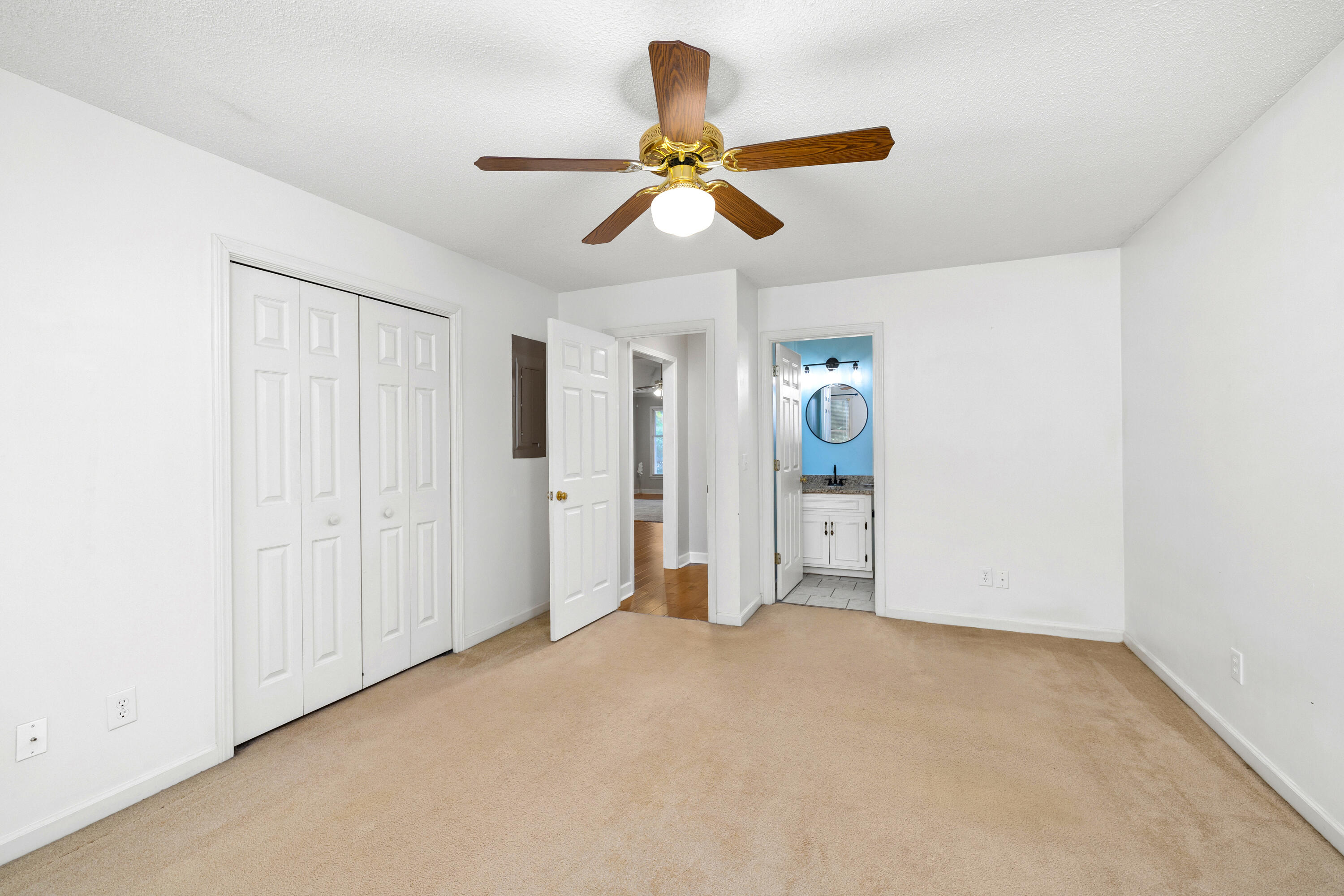 1004 Arnaud Street Sumter, SC 29150 - Photo 8 of 24