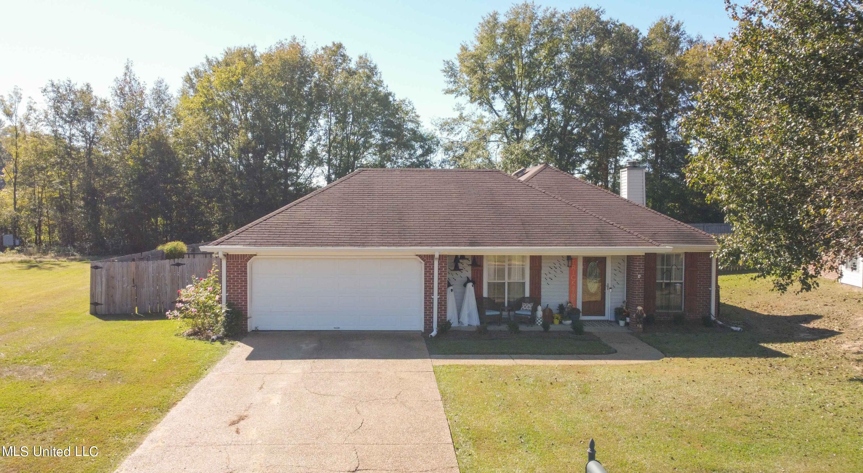 524 Oak Ridge Way Pearl, MS 39208 - Photo 1 of 33 524 Front