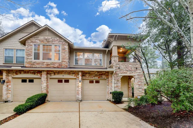 $2,800 | 10 Stone Creek Place, The Woodlands, TX 77382