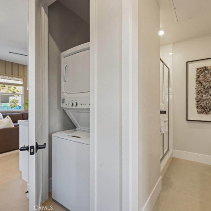 4971 Rideline Road Yorba Linda, CA 92887 - Photo 30 of 33 a utility room with closet dryer and washer