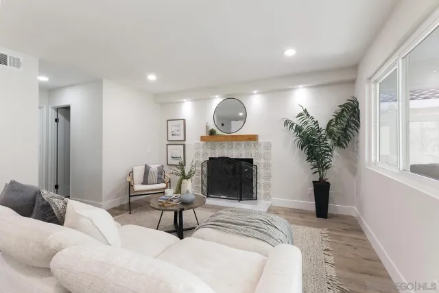 $1,574,999 | 8985 Talca Court, San Diego, CA 92129