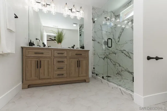 $1,574,999 | 8985 Talca Court, San Diego, CA 92129