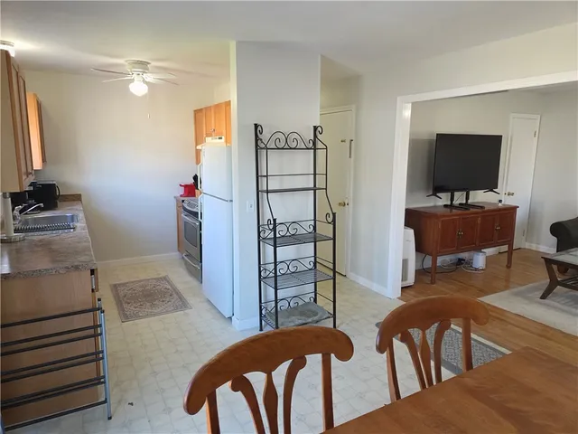 $1,775 | 15 Meadowview Terrace, Westerly, RI 02891