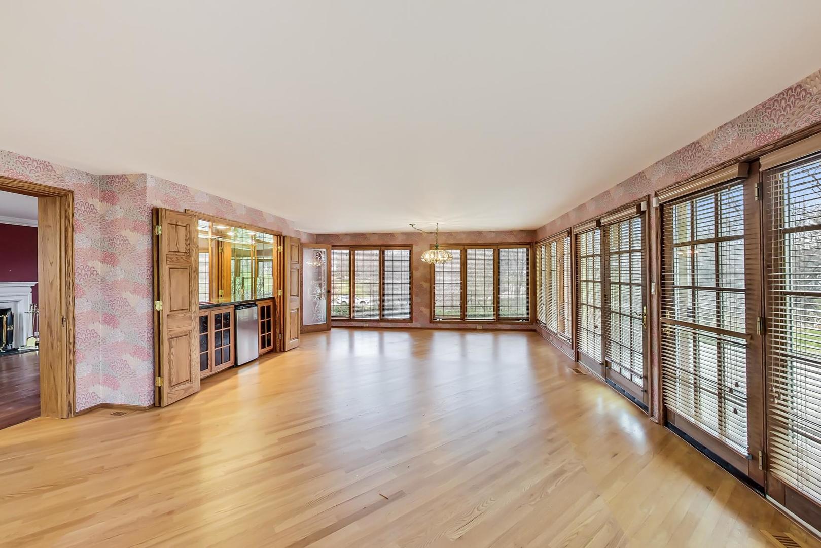 1545 Withorn Lane Inverness, IL 60067 - Photo 16 of 61 Gallery Image 16