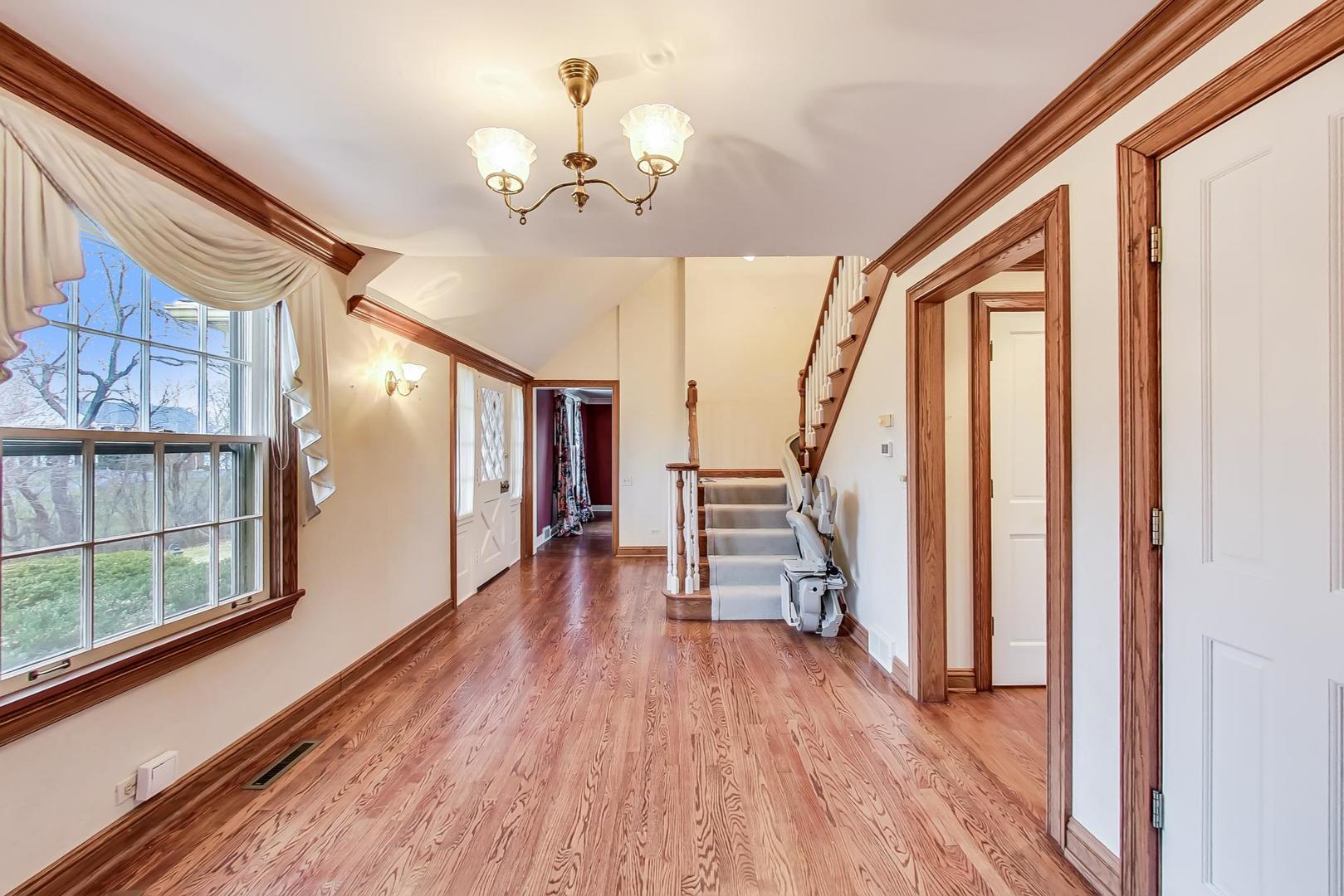 1545 Withorn Lane Inverness, IL 60067 - Photo 18 of 61 Gallery Image 18