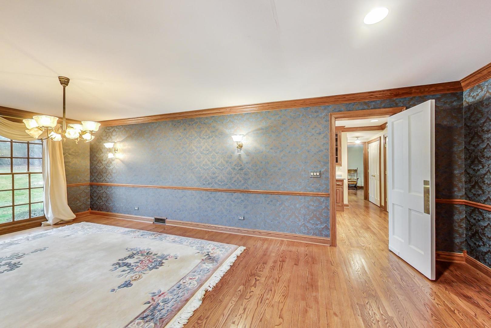 1545 Withorn Lane Inverness, IL 60067 - Photo 23 of 61 Gallery Image 23
