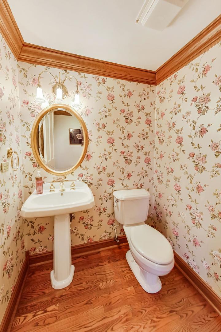 1545 Withorn Lane Inverness, IL 60067 - Photo 26 of 61 Gallery Image 26