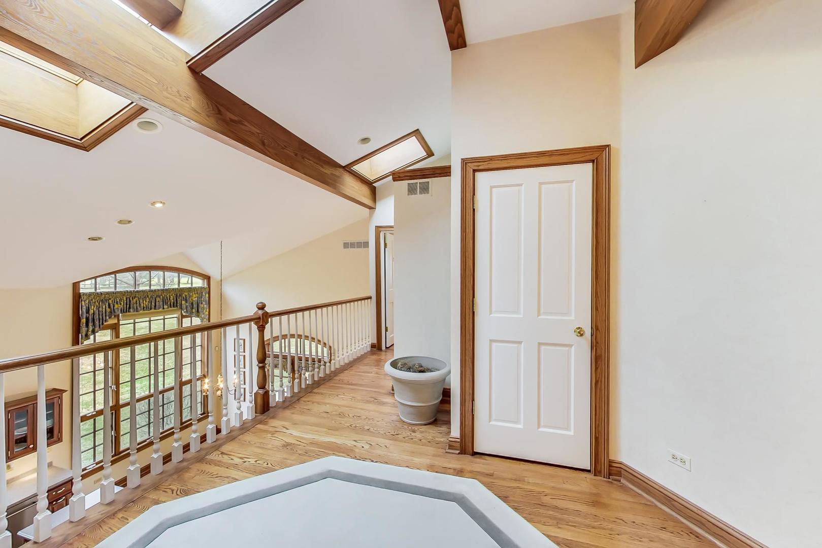 1545 Withorn Lane Inverness, IL 60067 - Photo 30 of 61 Gallery Image 30