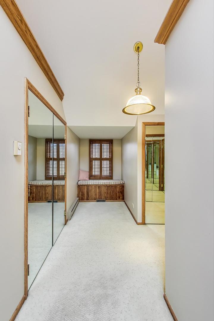 1545 Withorn Lane Inverness, IL 60067 - Photo 36 of 61 Gallery Image 36