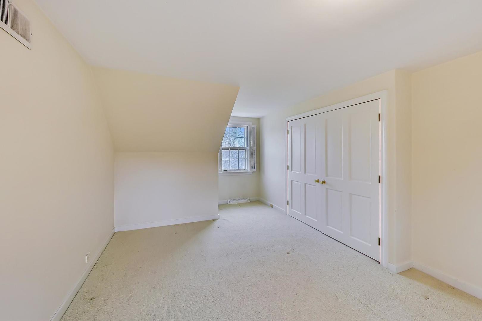 1545 Withorn Lane Inverness, IL 60067 - Photo 42 of 61 Gallery Image 42