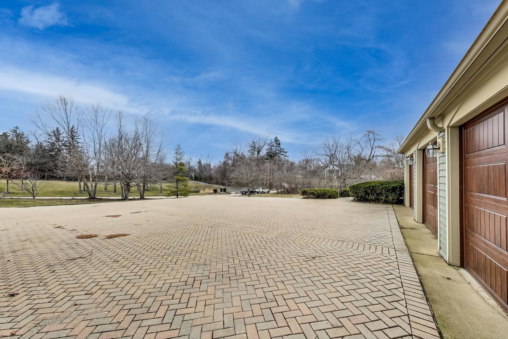 1545 Withorn Lane Inverness, IL 60067 - Photo 59 of 61 Gallery Image 59