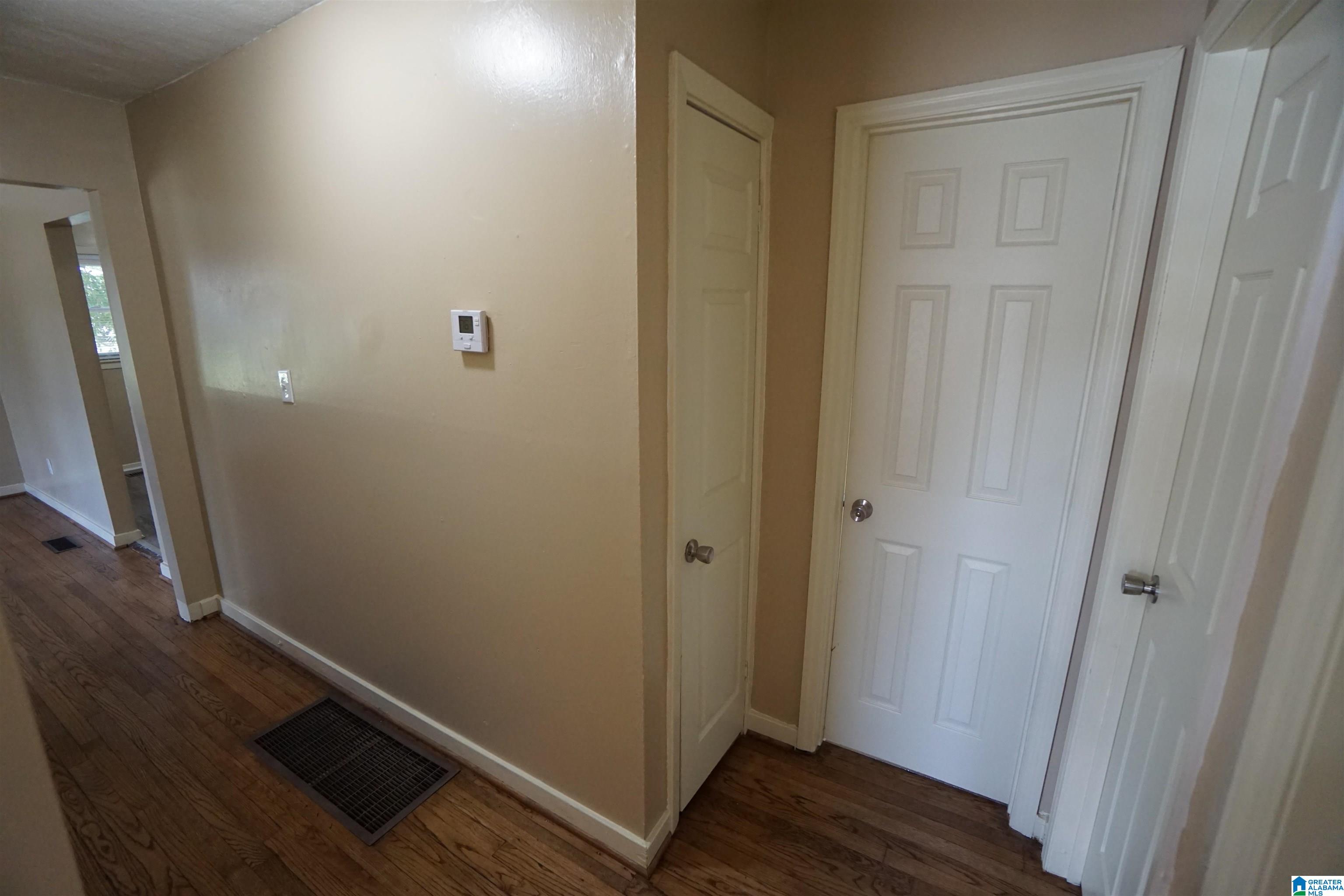 1688 18th Way Southwest Birmingham, AL 35211 - Photo 16 of 37