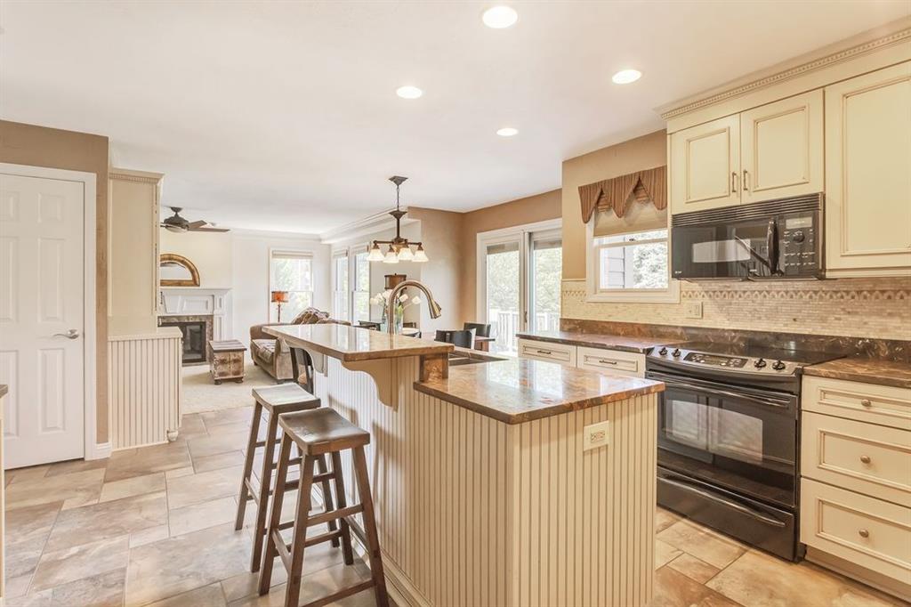 192 Pinkerton Road Wexford, PA 15090 - Photo 9 of 25 Gallery Image 9