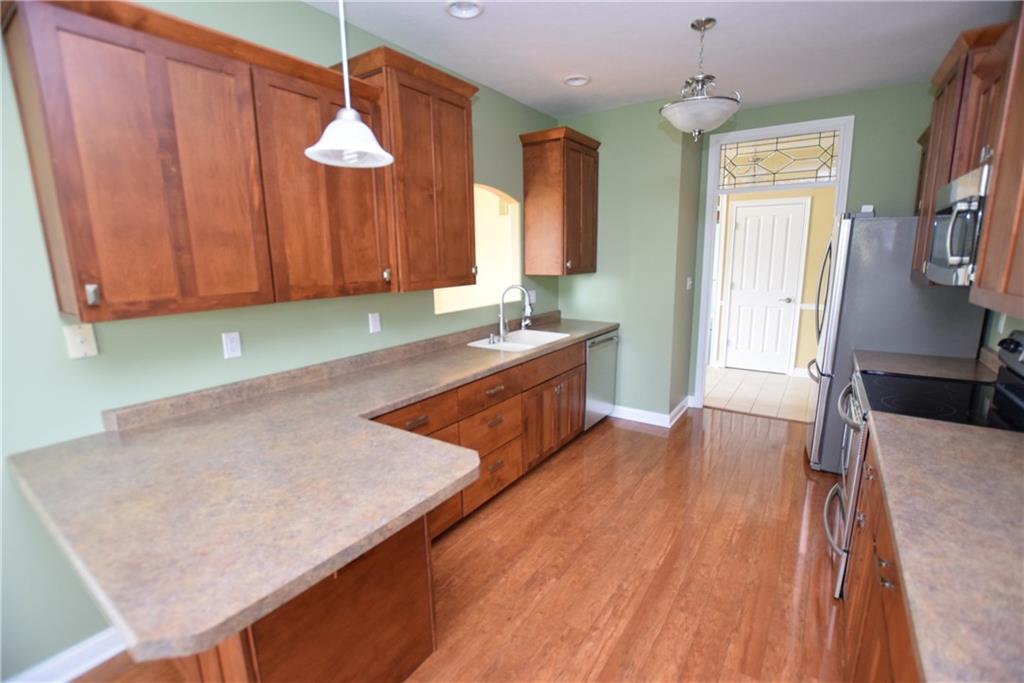 6921 Knollcrest Way Pendleton, IN 46064 - Photo 13 of 38