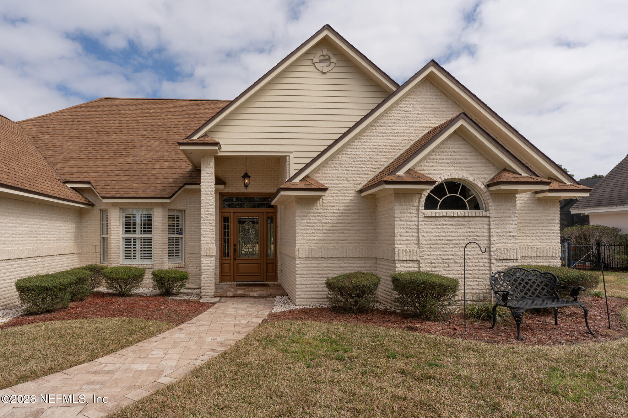 13177 Cricket Cove Road North Jacksonville, FL 32224 - Photo 5 of 39 a view of a house with a yard