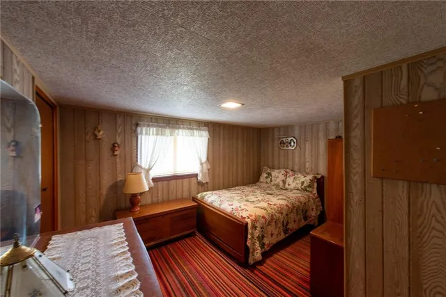 $96,900 | 419 Vandergrift Lane, East Vandergrift, PA 15629