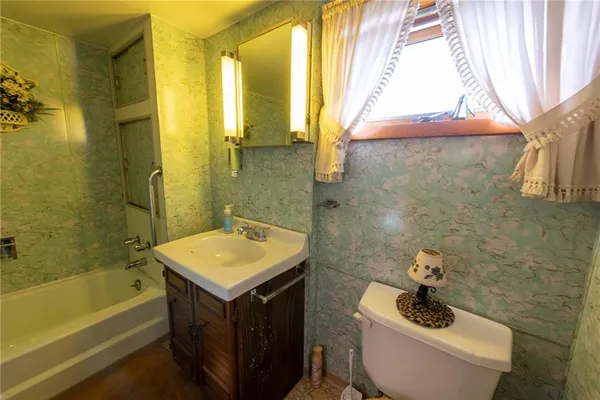 $86,900 | 419 Vandergrift Lane, East Vandergrift, PA 15629