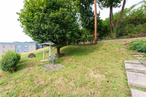 $86,900 | 419 Vandergrift Lane, East Vandergrift, PA 15629