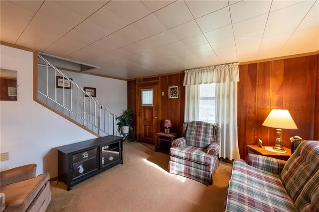 $96,900 | 419 Vandergrift Lane, East Vandergrift, PA 15629