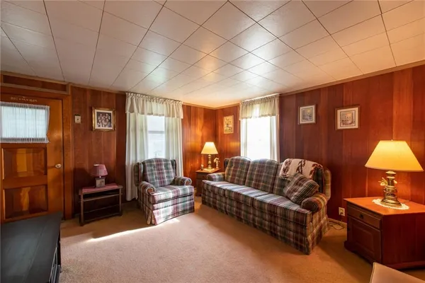 $86,900 | 419 Vandergrift Lane, East Vandergrift, PA 15629