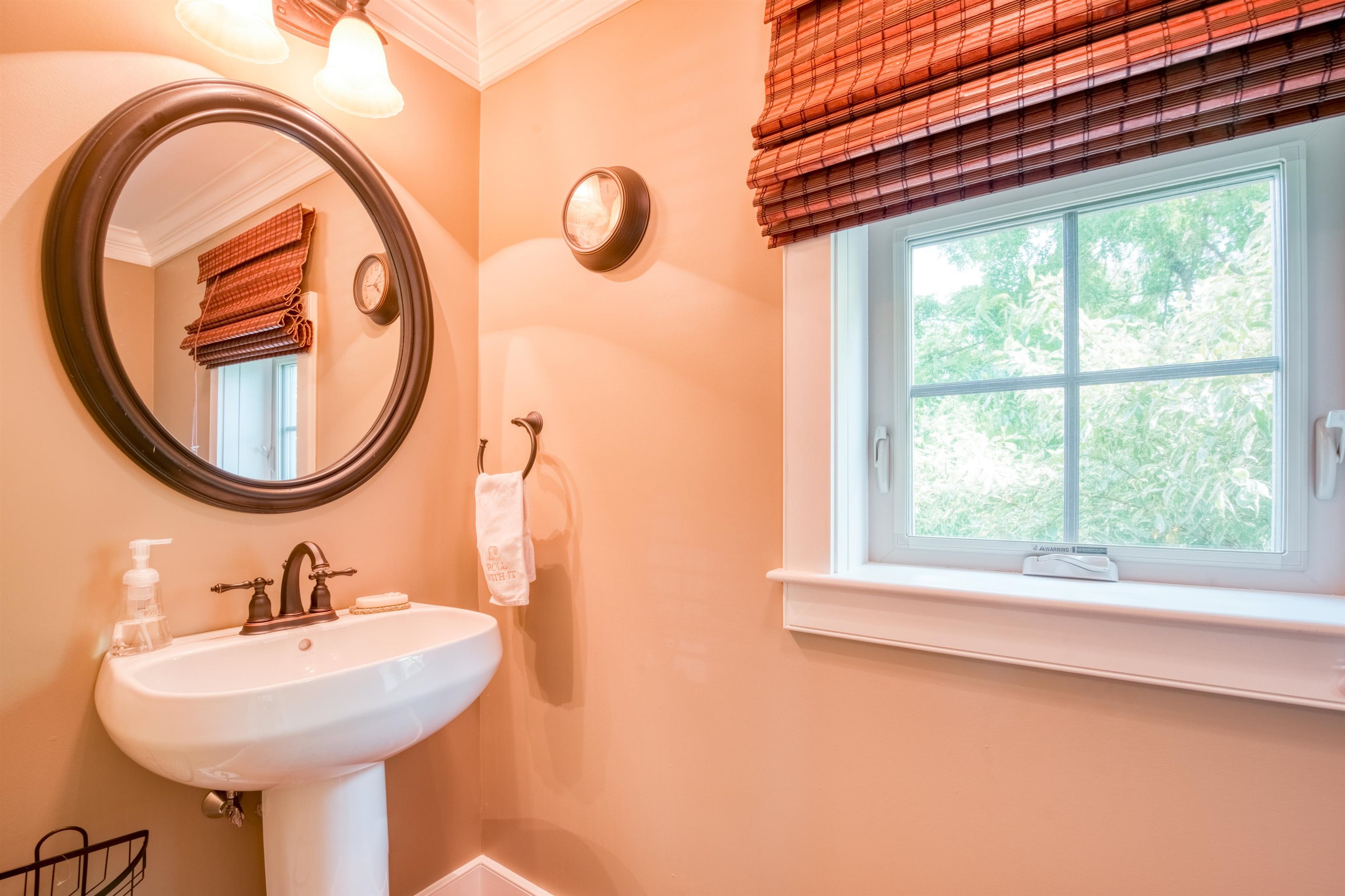 569 Scenic Road, Unit 1 Laconia, NH 03246 - Photo 17 of 40