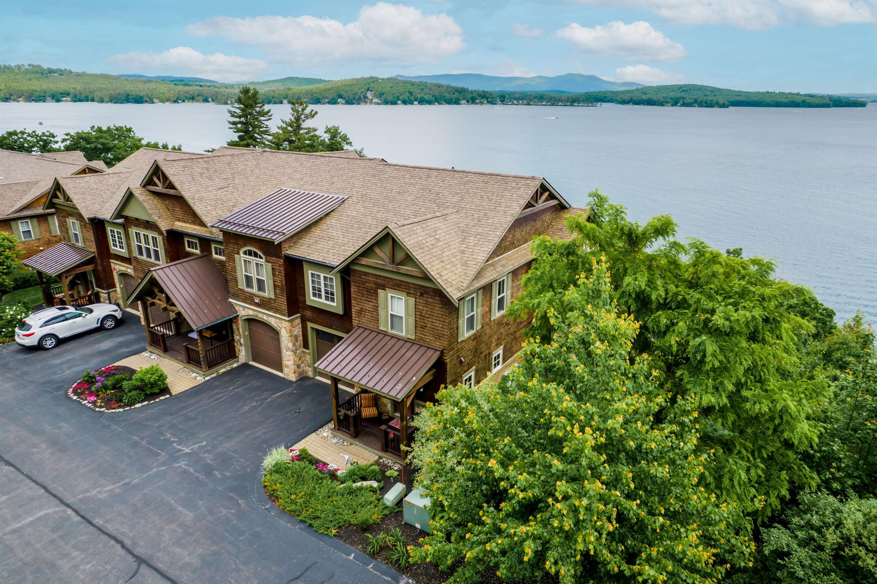 569 Scenic Road, Unit 1 Laconia, NH 03246 - Photo 5 of 40