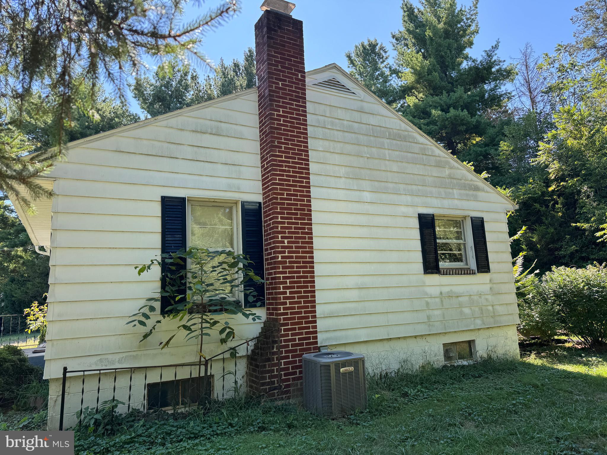 4594 Salem Church Road Waynesboro, PA 17268 - Photo 6 of 47 Gallery Image 6