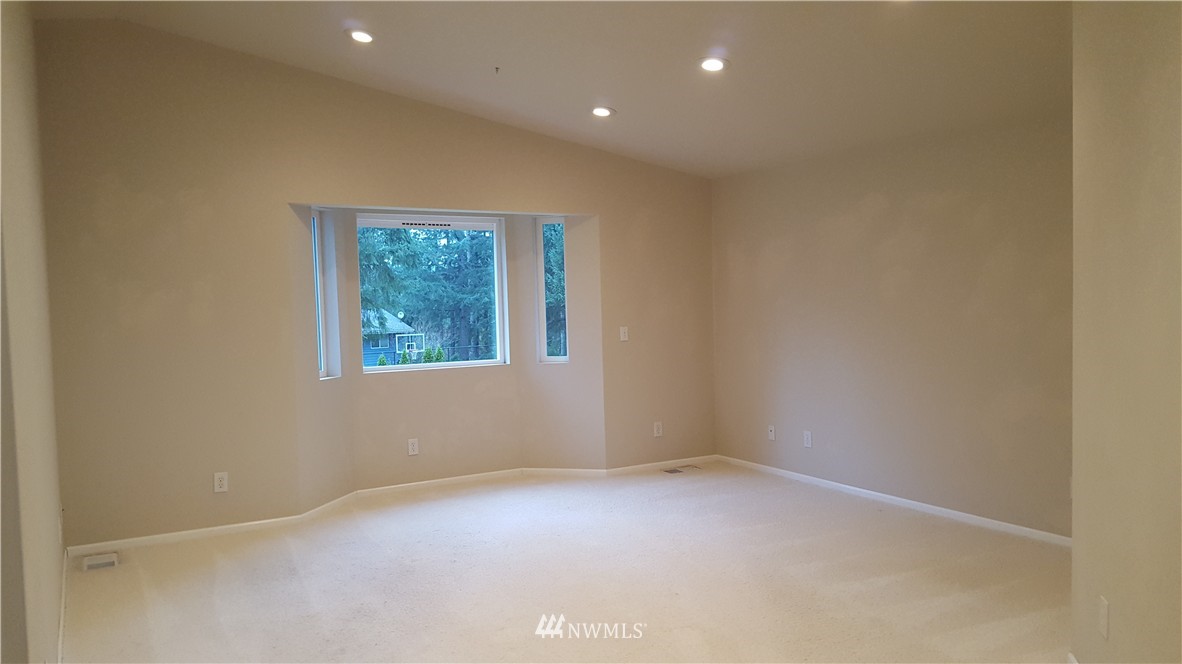 3169 Spring Creek Road Southeast Port Orchard, WA 98367 - Photo 10 of 17 Gallery Image 10