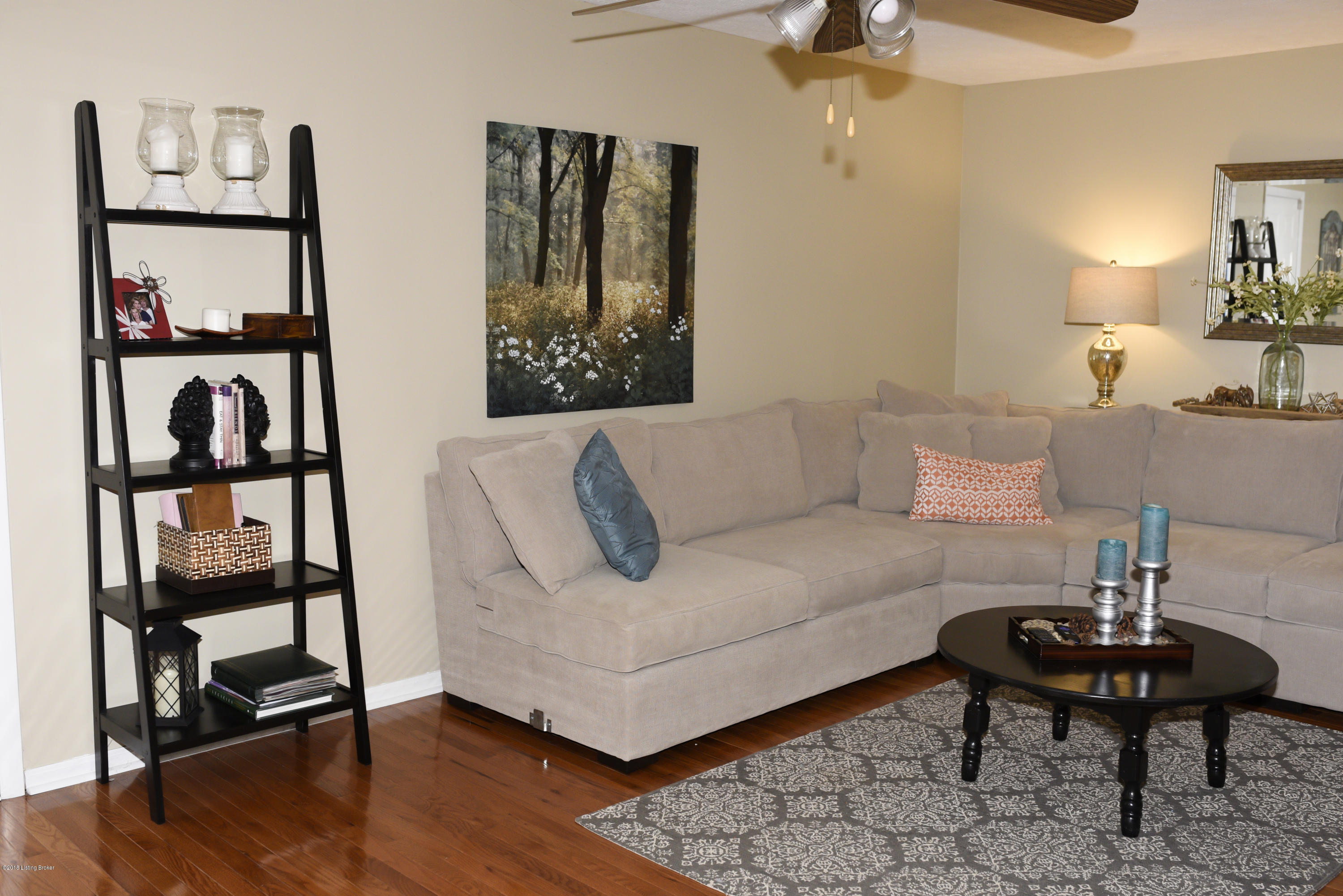 8200 Virginia Road Louisville, KY 40258 - Photo 35 of 50 Family Room