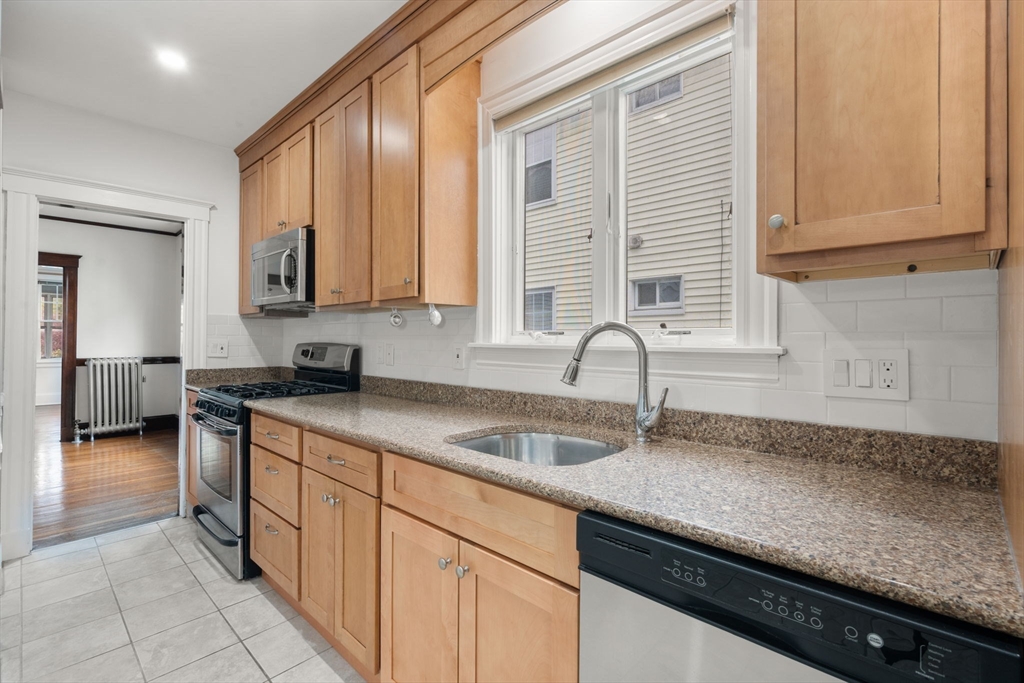 56-58 California Street Watertown, MA 02472 - Photo 6 of 22