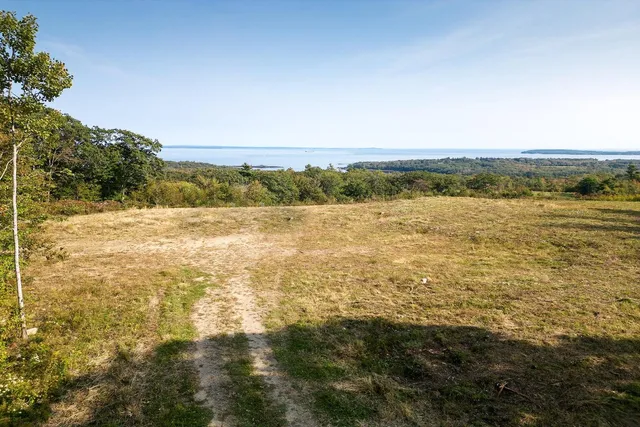 $895,000 | 12 Lexington Lane, Rockport, ME 04856