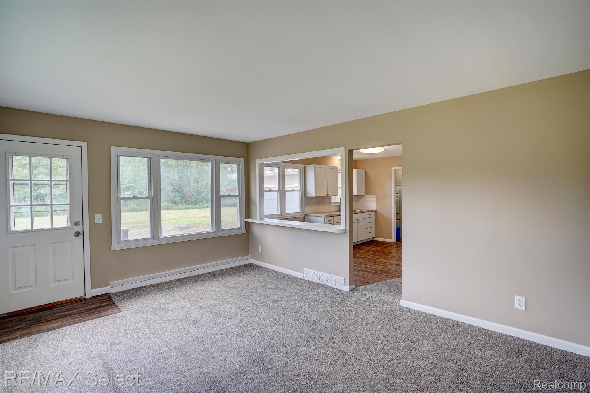 5457 Johnson Road Flushing, MI 48433 - Photo 4 of 27 Gallery Image 4