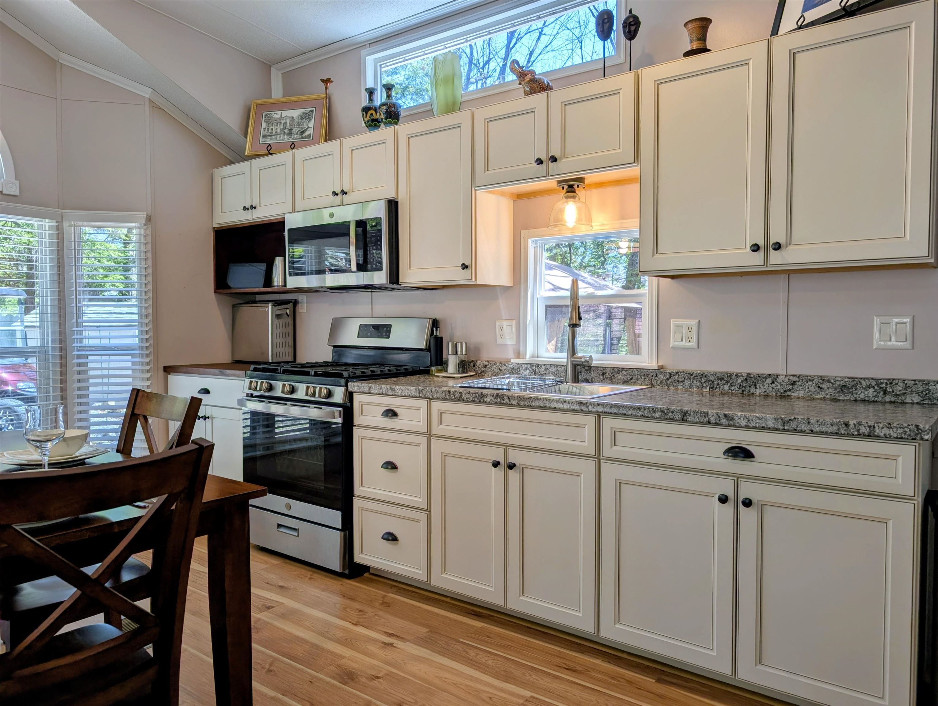 34 Overlook Road, Unit AKA 11) Holderness, NH 03245 - Photo 14 of 58