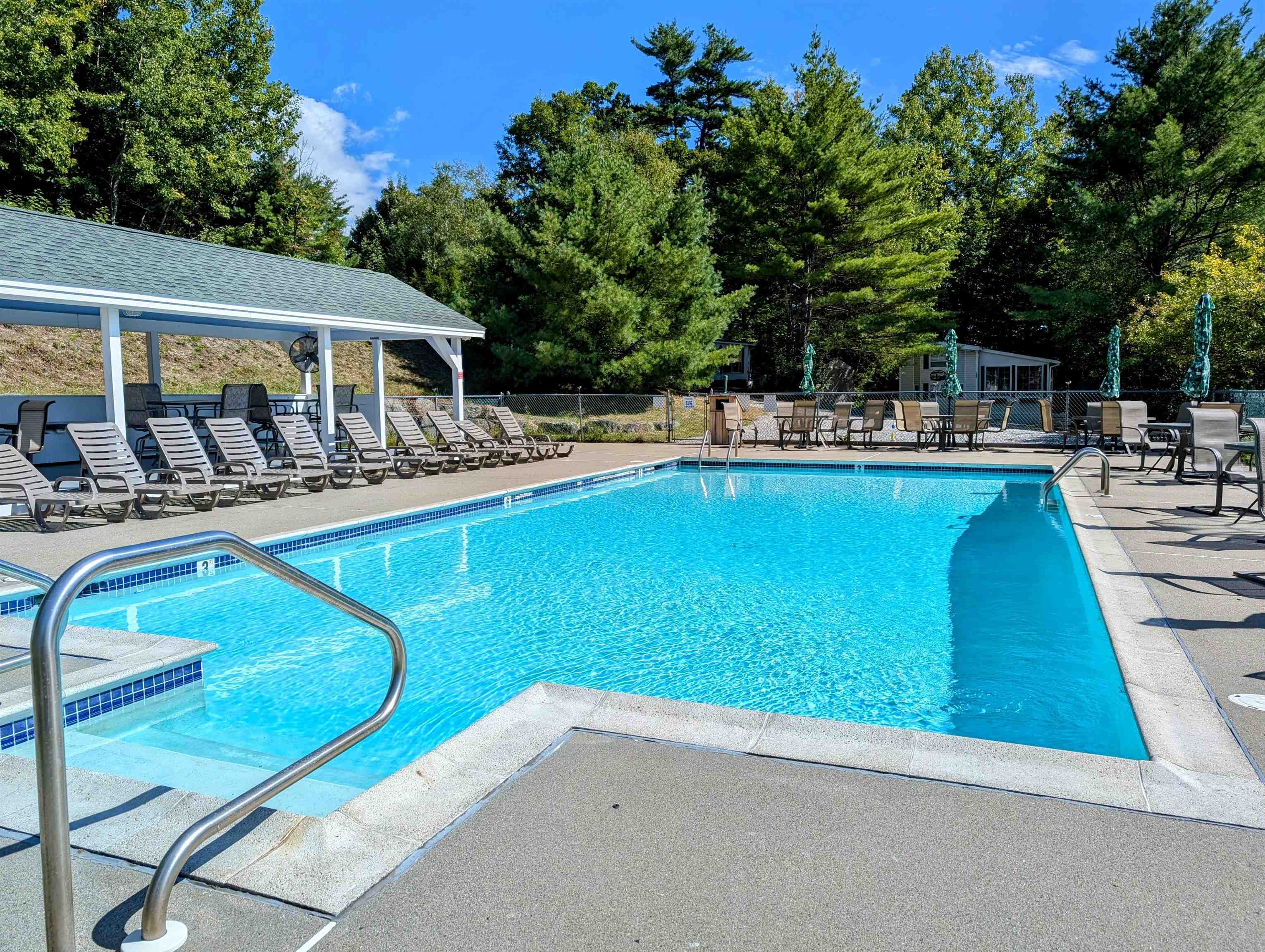 34 Overlook Road, Unit AKA 11) Holderness, NH 03245 - Photo 45 of 58