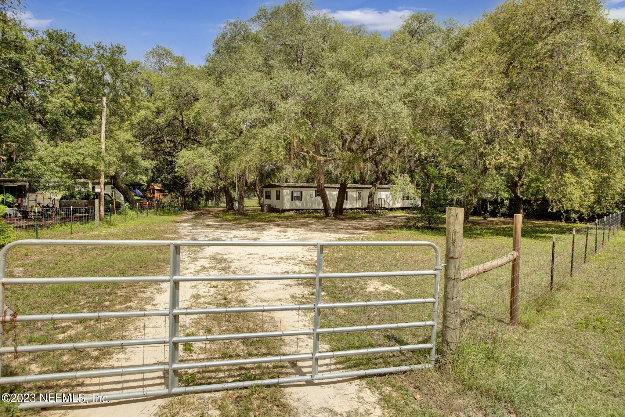 8103 Gustafson Road Keystone Heights, FL 32656 - Photo 4 of 47 1-web-or-mls-1M7A9525