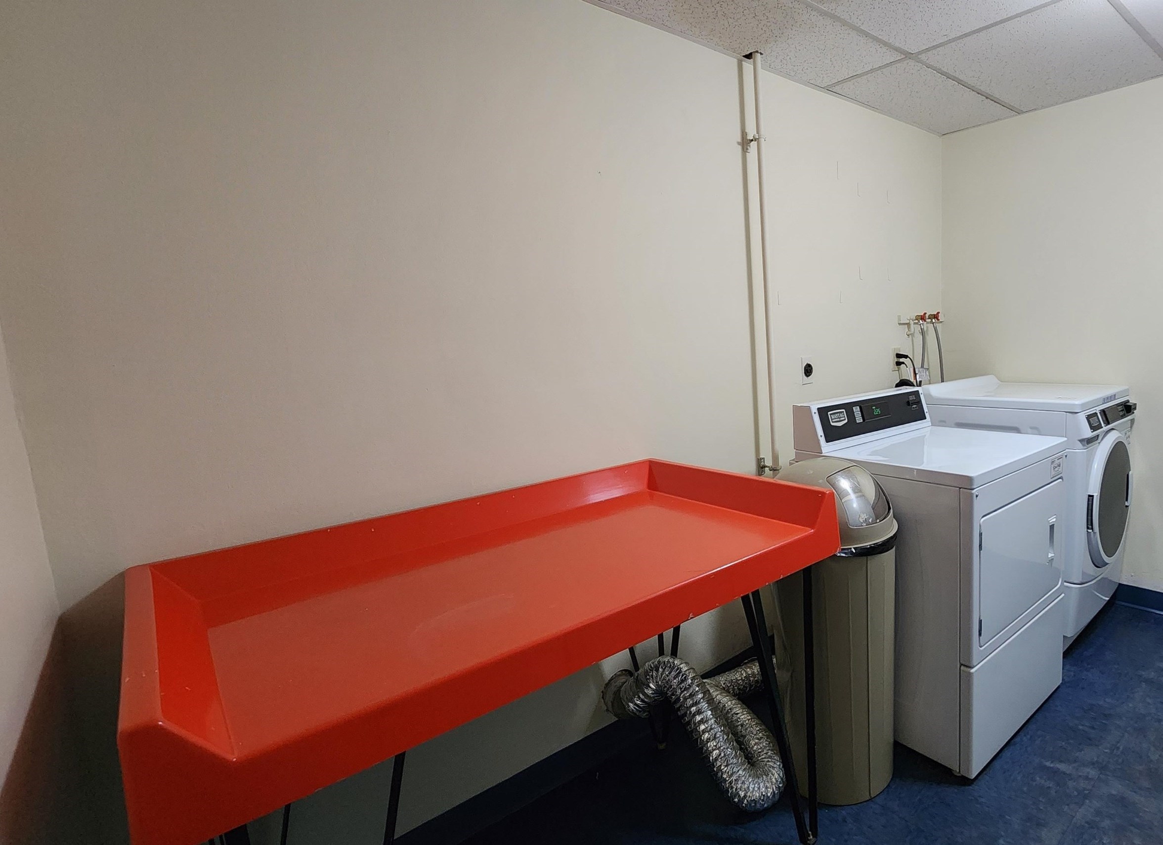 74 E Constitution Drive, Unit 74 Londonderry, NH 03053 - Photo 11 of 28