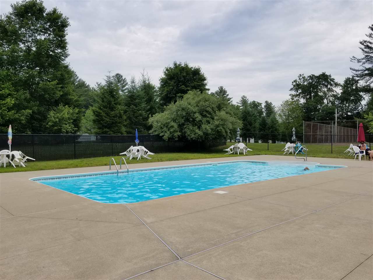 74 E Constitution Drive, Unit 74 Londonderry, NH 03053 - Photo 18 of 28