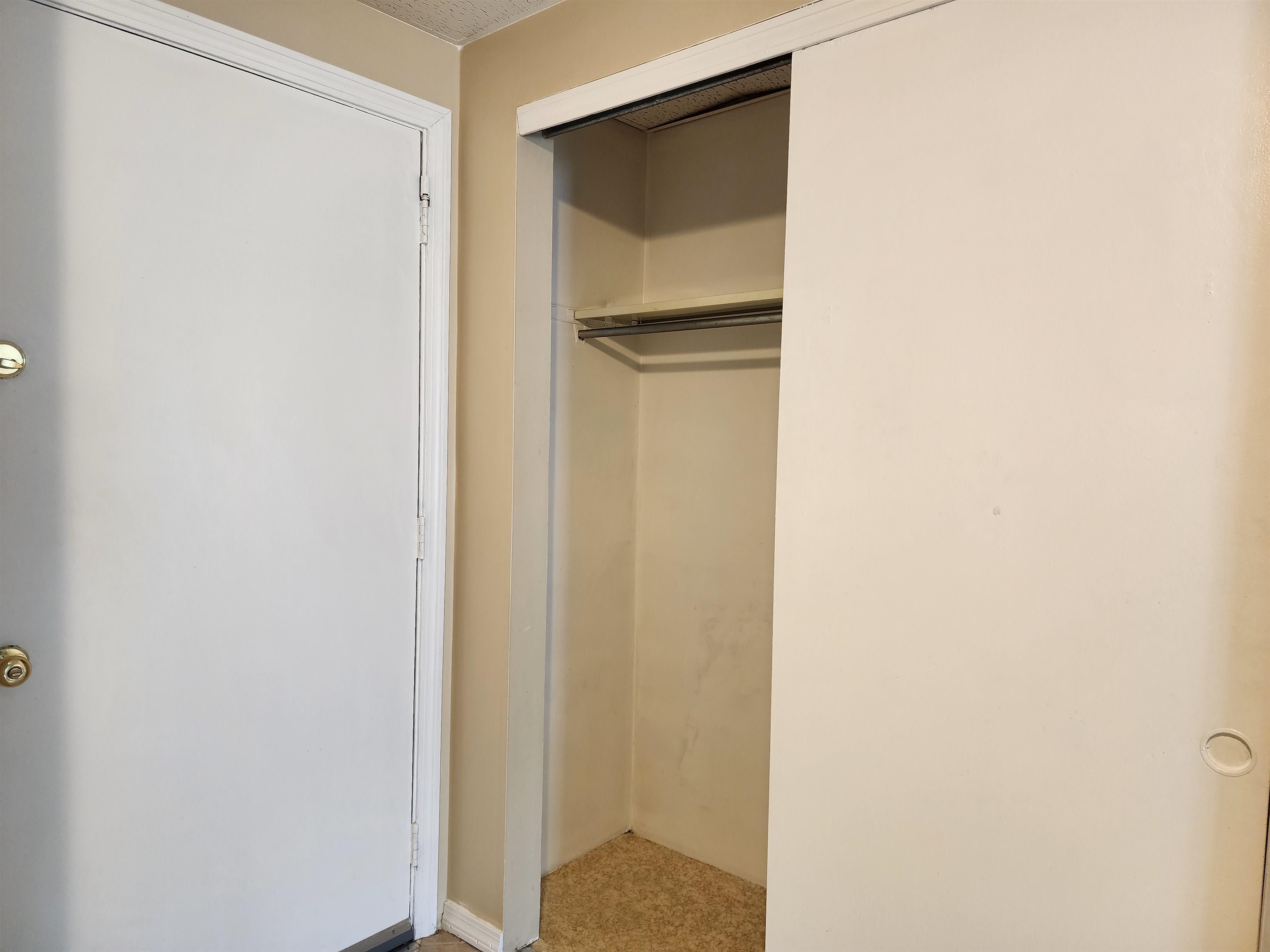 74 E Constitution Drive, Unit 74 Londonderry, NH 03053 - Photo 9 of 28