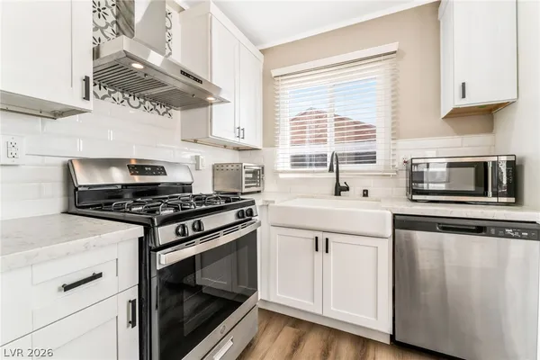 $2,100 | 4218 Fulton Place, Las Vegas, NV 89107