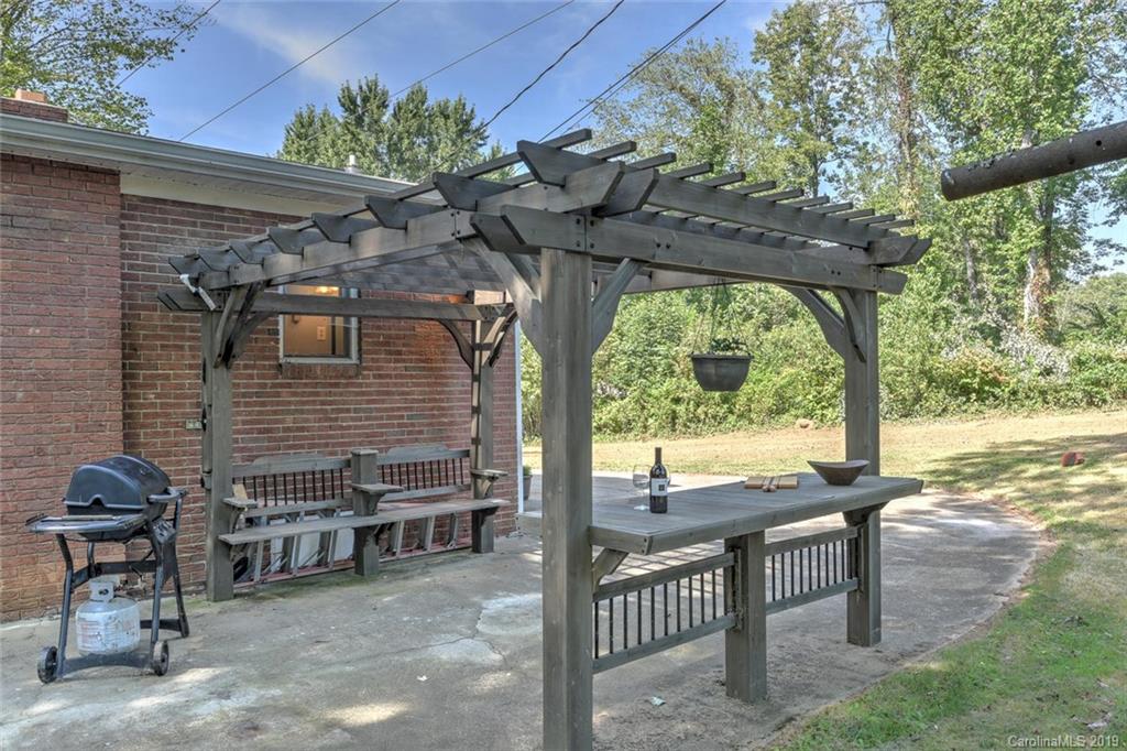 110 Homestead Road Candler, NC 28715 - Photo 26 of 31 Gallery Image 26