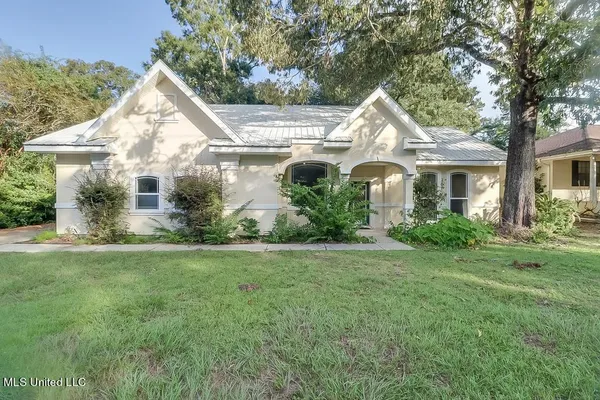 $399,950 | 77113 Golf Club Drive, Diamondhead, MS 39525