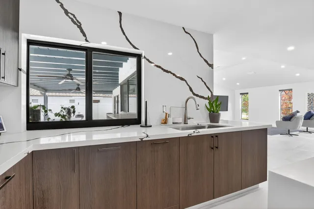 $1,170,000 | 20833 Sonrisa Way, Boca Raton, FL 33433