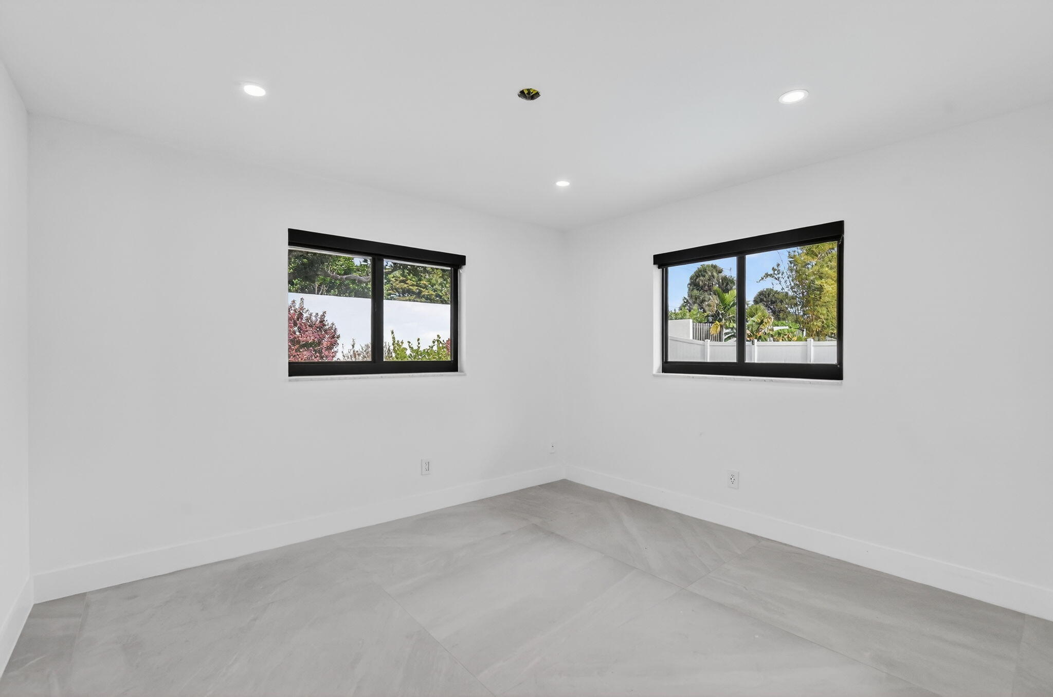 20833 Sonrisa Way Boca Raton, FL 33433 - Photo 33 of 50 Bedroom 3