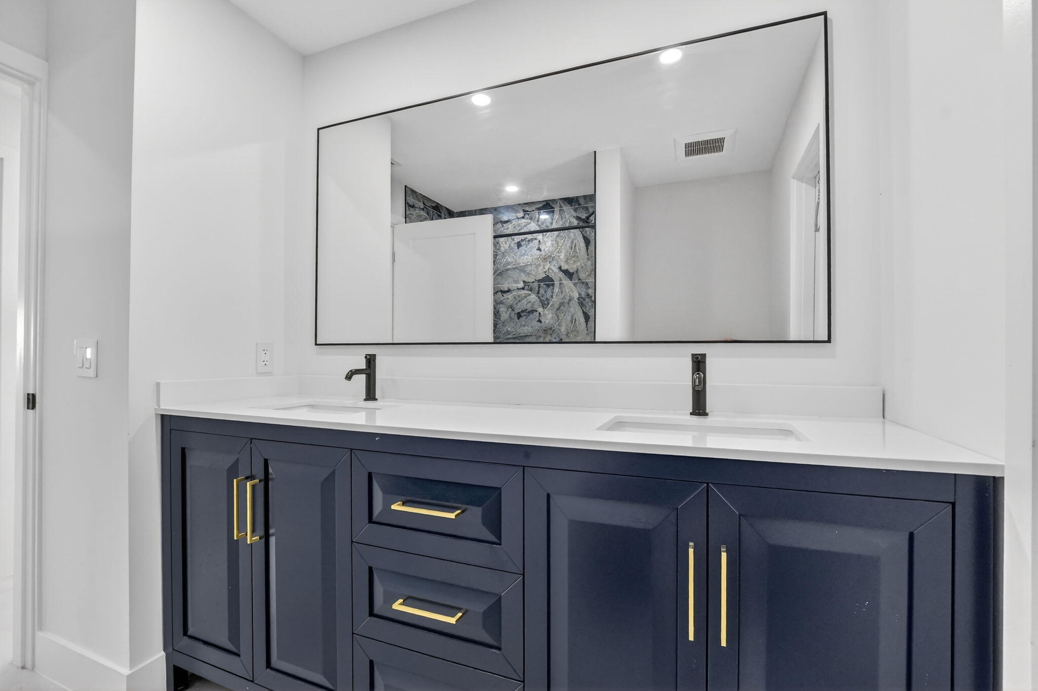 20833 Sonrisa Way Boca Raton, FL 33433 - Photo 37 of 50 Bathroom 3