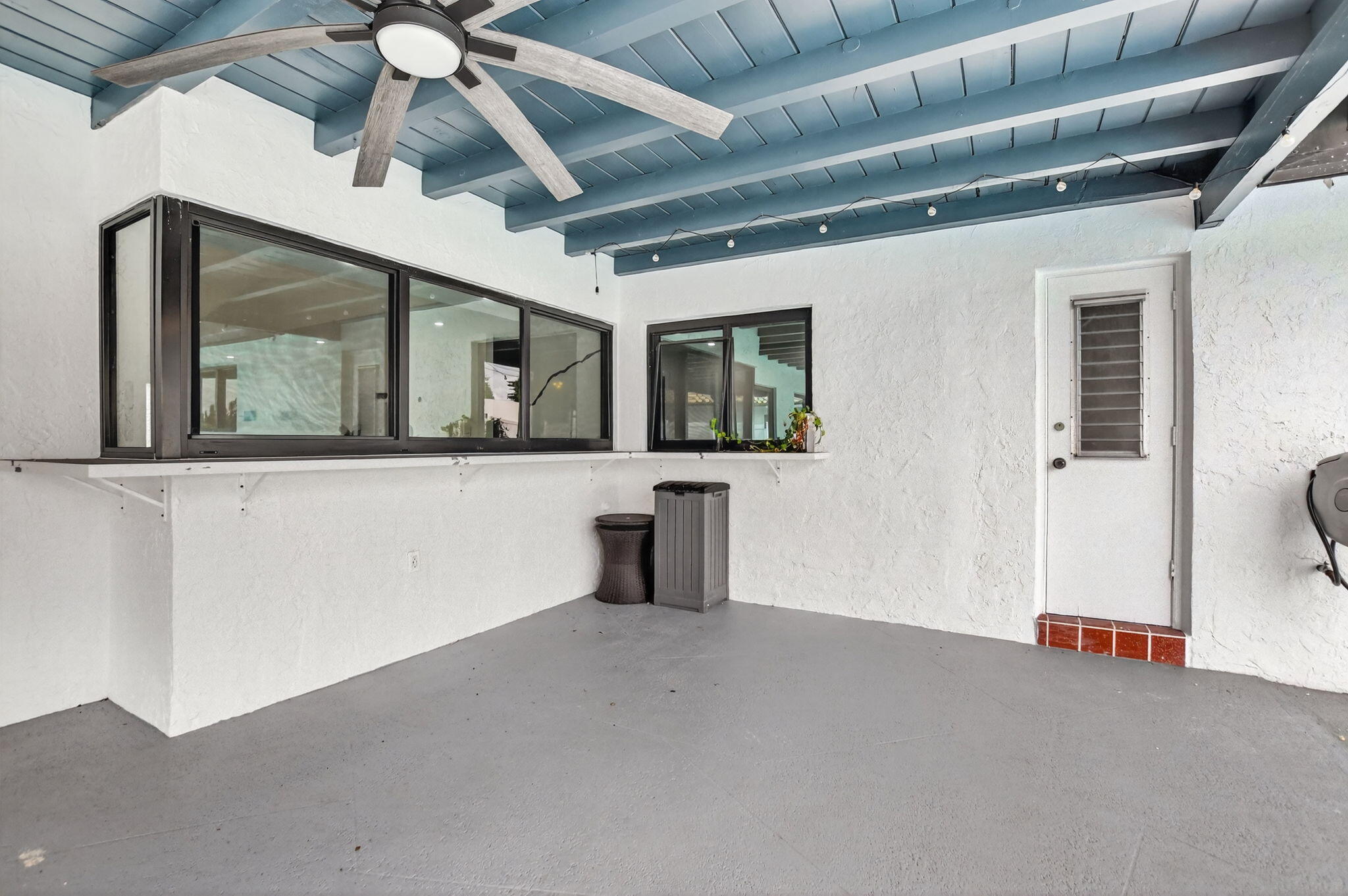 20833 Sonrisa Way Boca Raton, FL 33433 - Photo 40 of 50 Patio