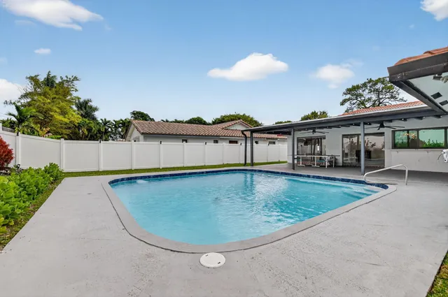 $1,170,000 | 20833 Sonrisa Way, Boca Raton, FL 33433