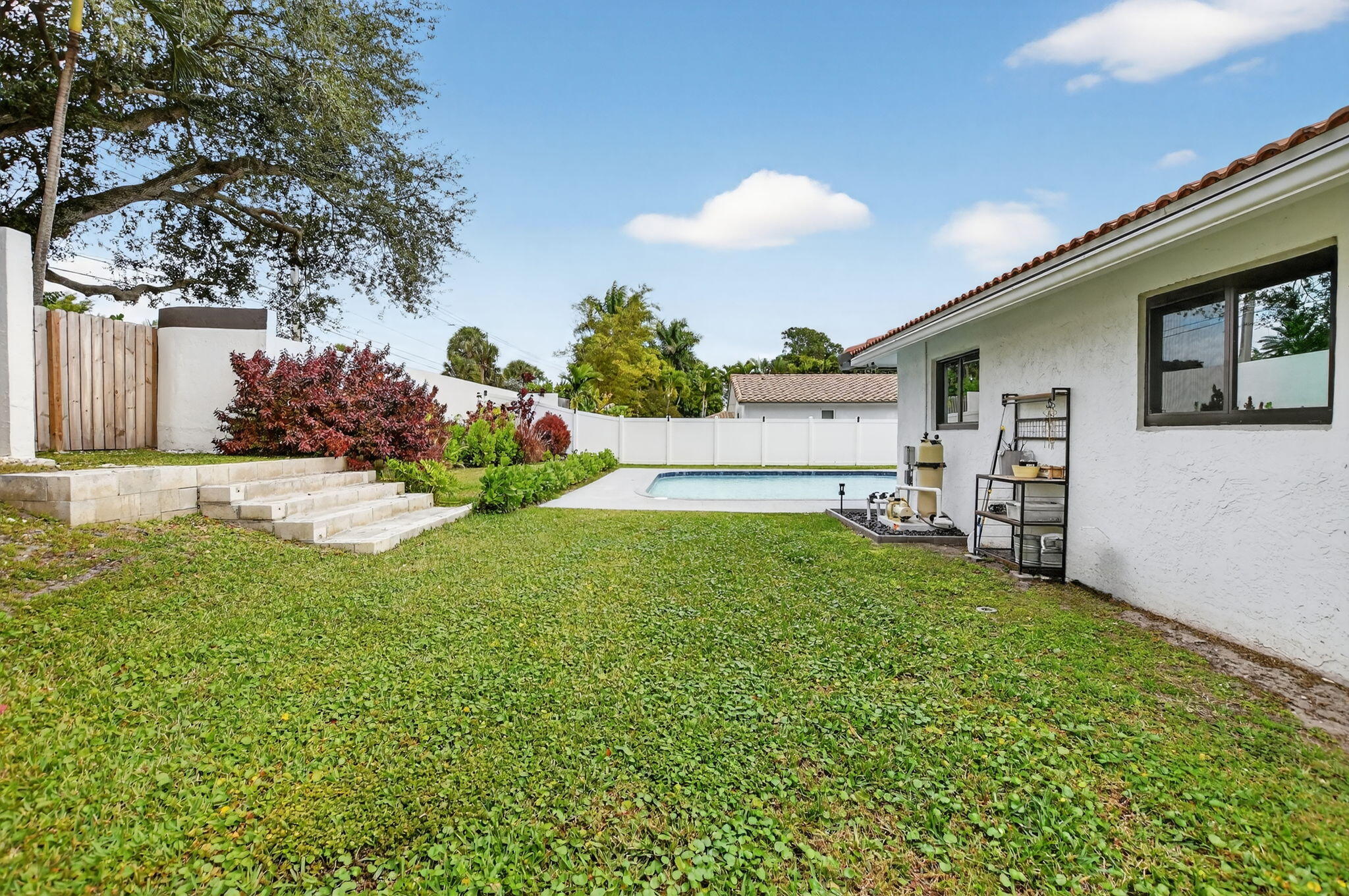 20833 Sonrisa Way Boca Raton, FL 33433 - Photo 48 of 50 Yard