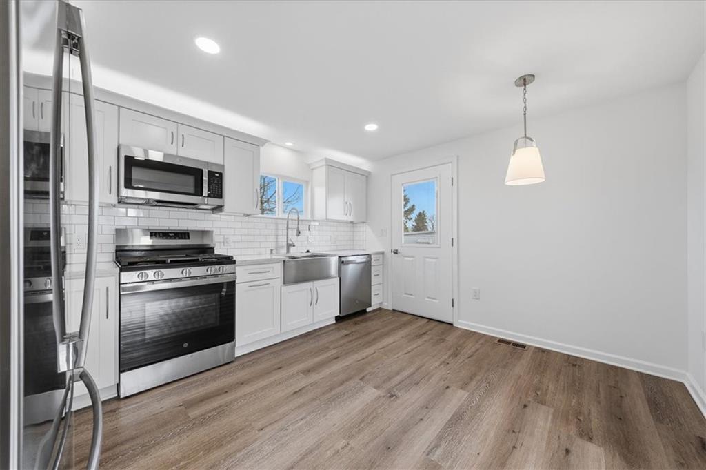 1216 Eckert Road Monaca, PA 15061 - Photo 15 of 30