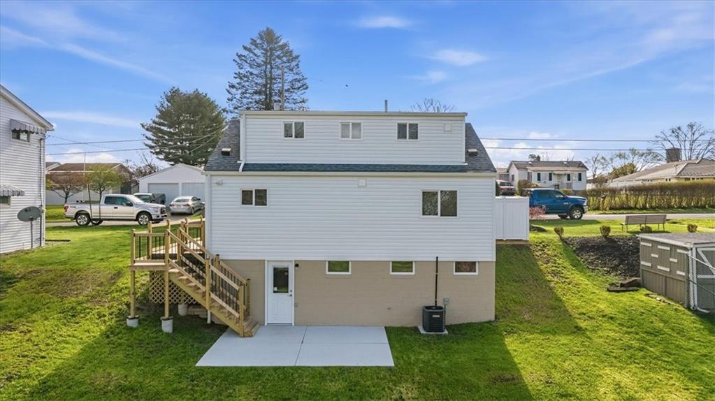 1216 Eckert Road Monaca, PA 15061 - Photo 8 of 30